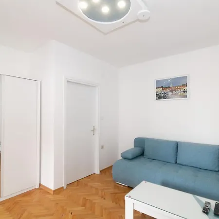 Jasna 4 Apartment